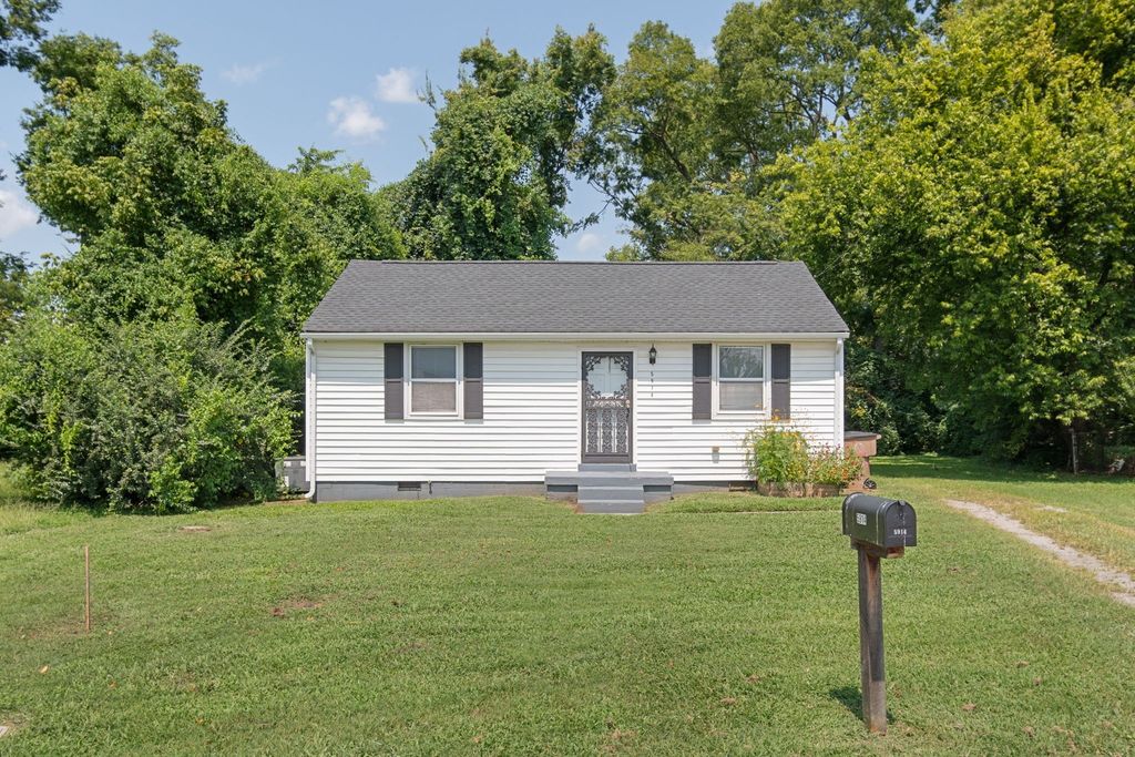 5914 Carl Pl, Nashville