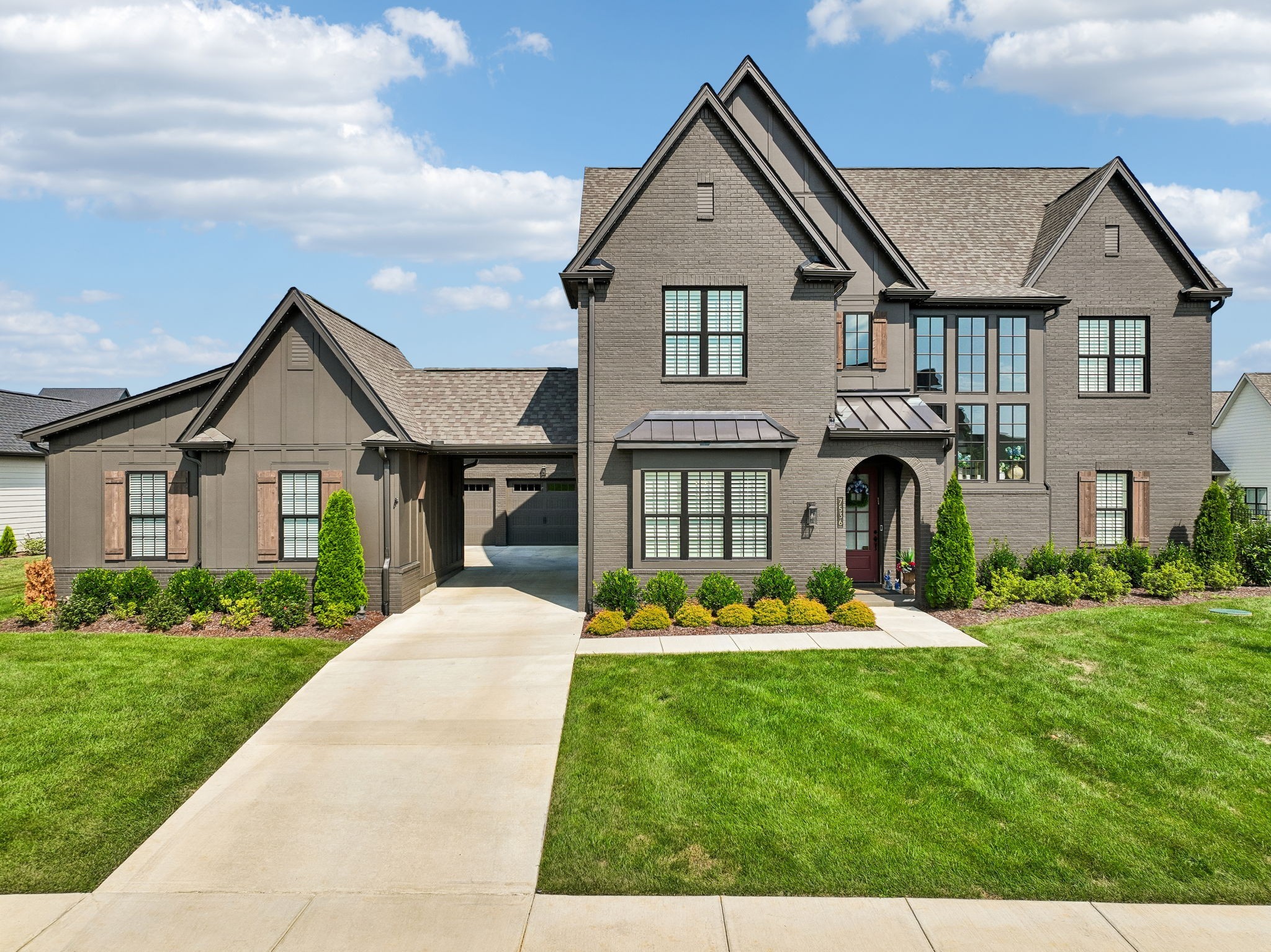 Photo of Listing #3512675