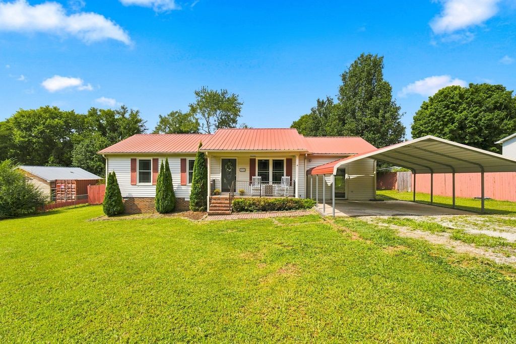 396 Sherwood Dr, McMinnville