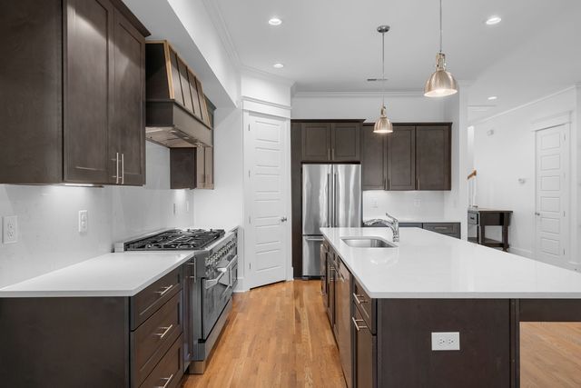 120b Lincoln Ct, Nashville