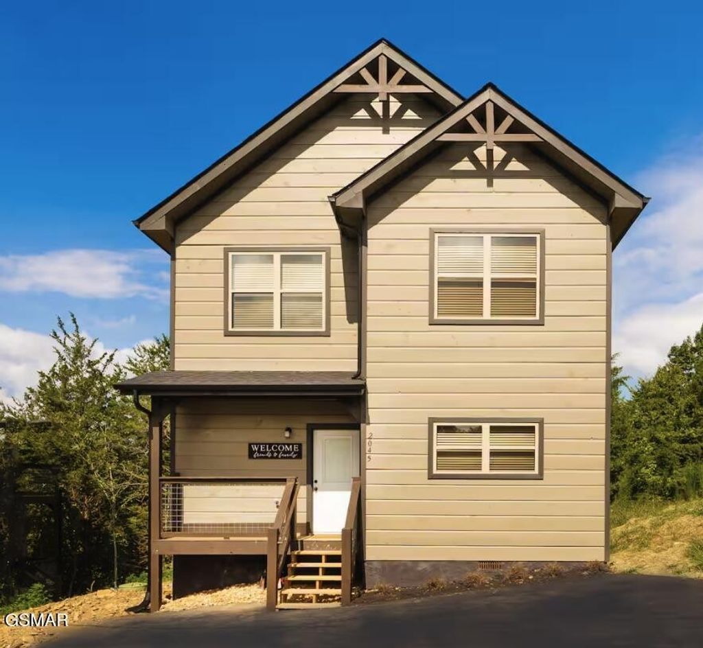 2045 Eagle Feather Drive, Sevierville