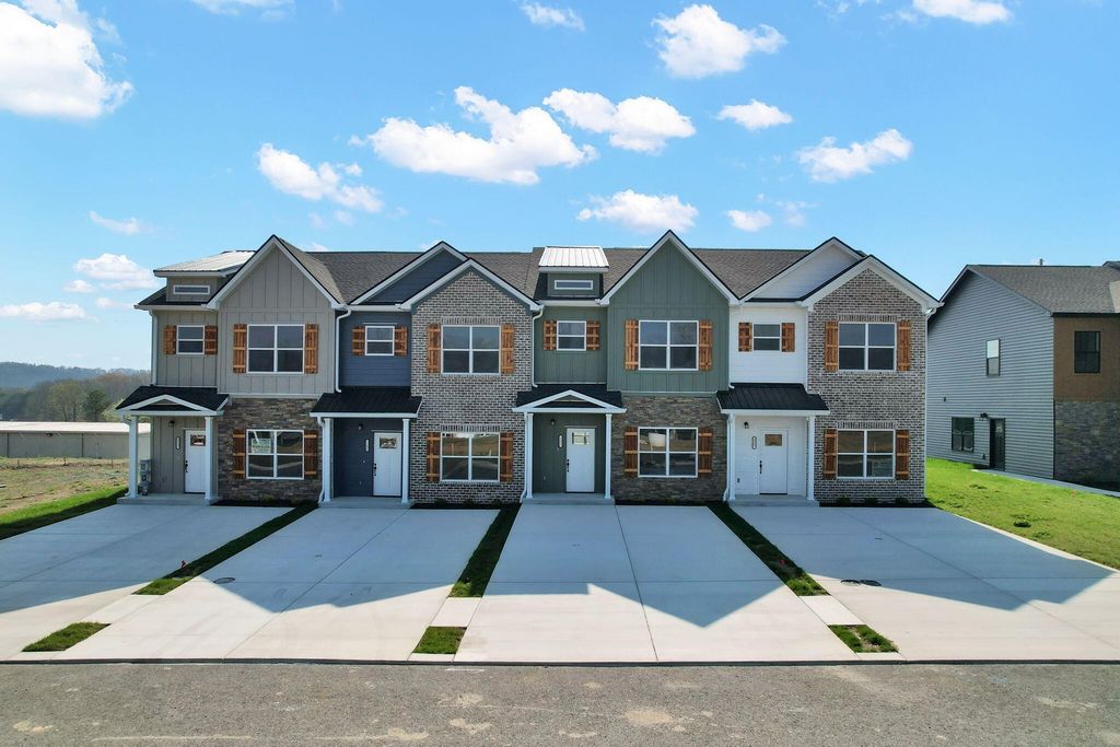 3337 Walters Springs Road Nw, Cleveland