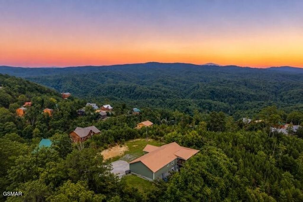 1981 Fox View Lane, Sevierville