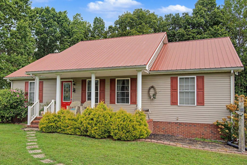 8229 Galen Rd, Lafayette