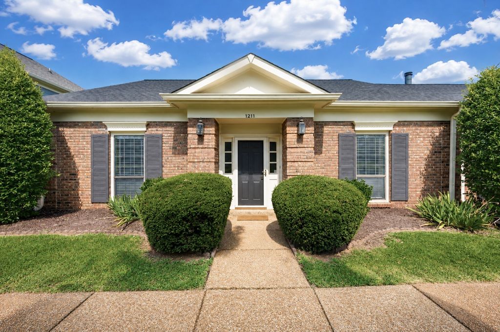 1211 General George Patton Rd, Nashville