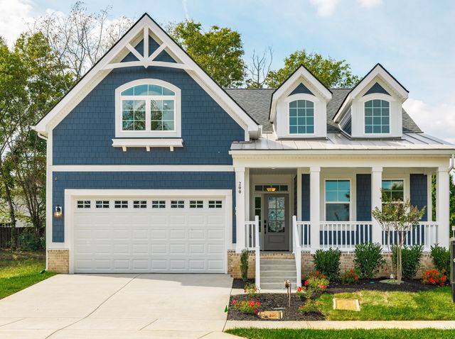 1453 Arbor Park Ln, Hendersonville