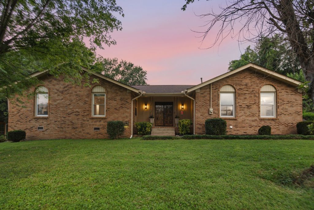 4783 Trenton Dr, Hermitage
