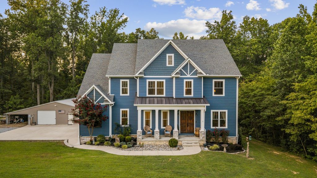 1174 Old Mount Vernon Rd, Bethpage