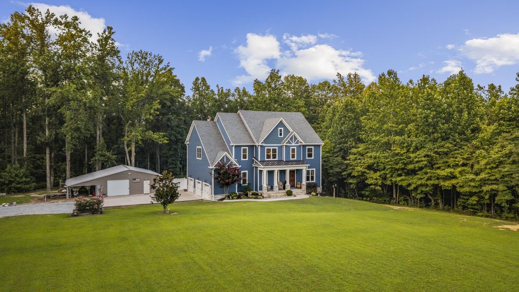 1174 Old Mount Vernon Rd, Bethpage
