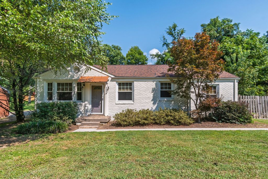 5034 Regent Dr, Nashville
