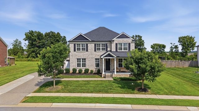 5064 Ozment Dr, Nolensville