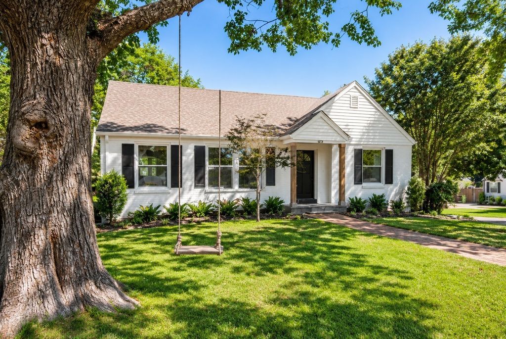 900 Woodmont Blvd, Nashville