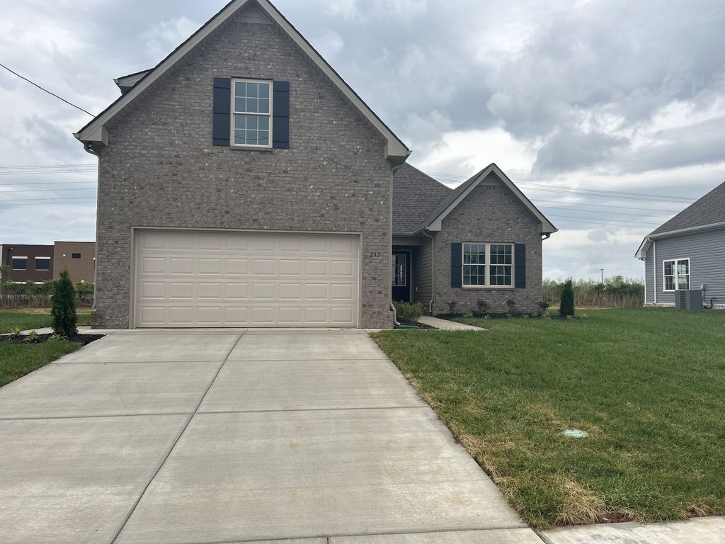 122 Hidden Circle, Shelbyville