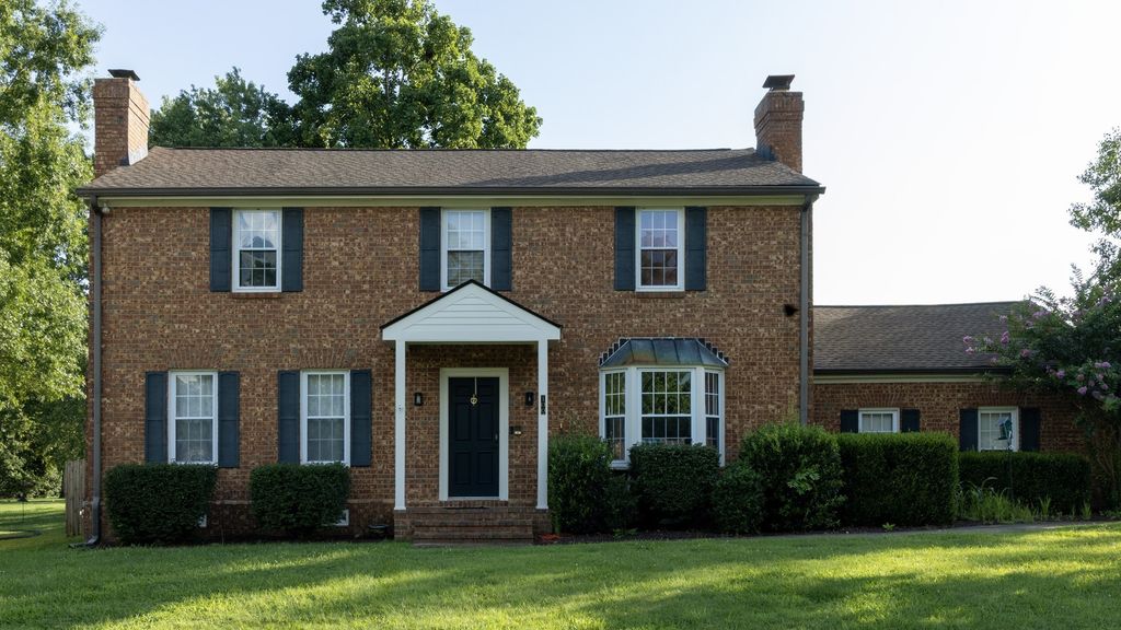 100 Stable Ct, Franklin