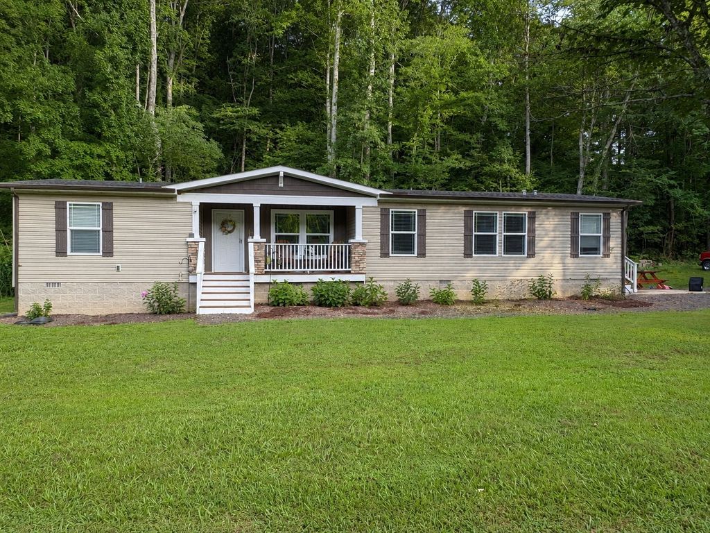 333 Keel Hollow Rd, Dover