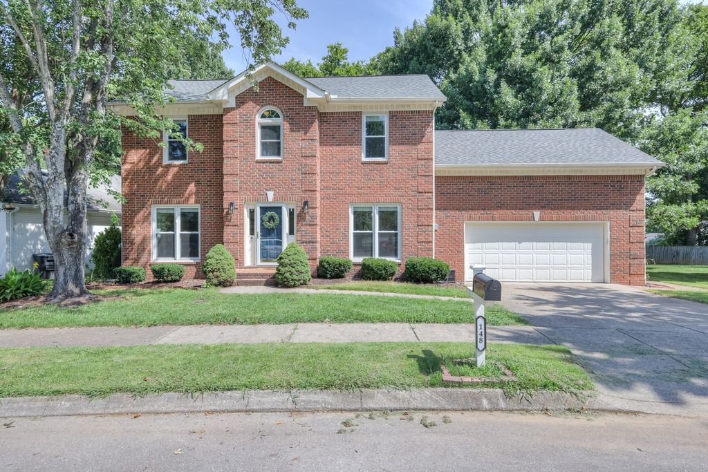 148 Cavalry Dr, Franklin