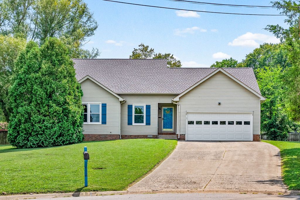 3512 Teal Dr, Clarksville