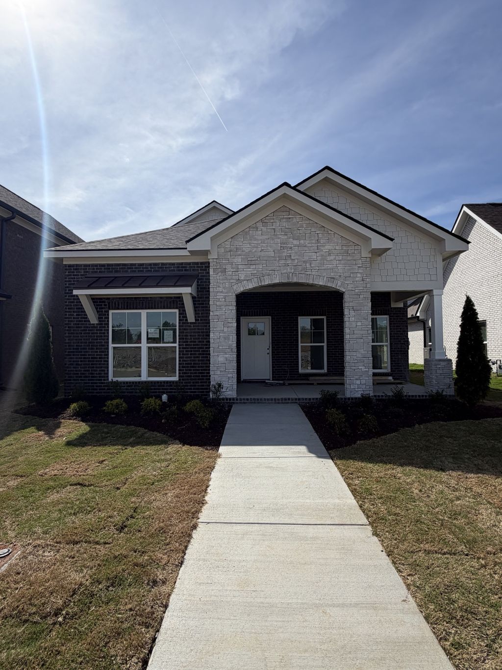 6193 Parkhaven Blvd, Hermitage