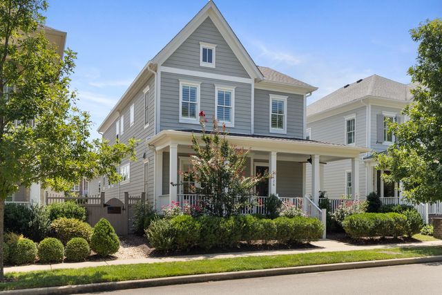1726 Eliot Rd, Franklin