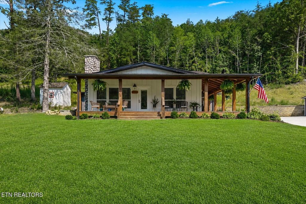 486 Steer Creek Road, Tellico Plains