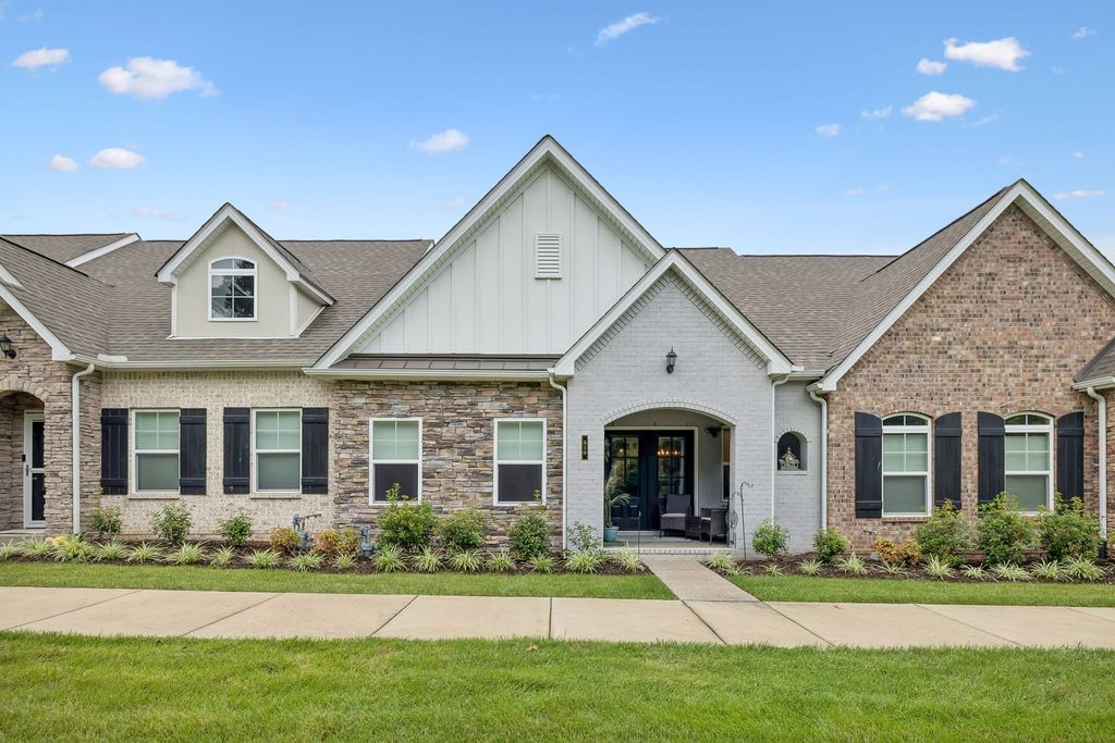 310 Buckner Cir, Mount Juliet