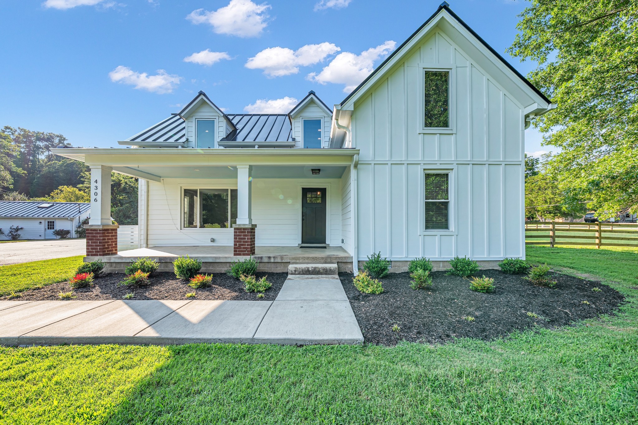 Photo of Listing #3513795