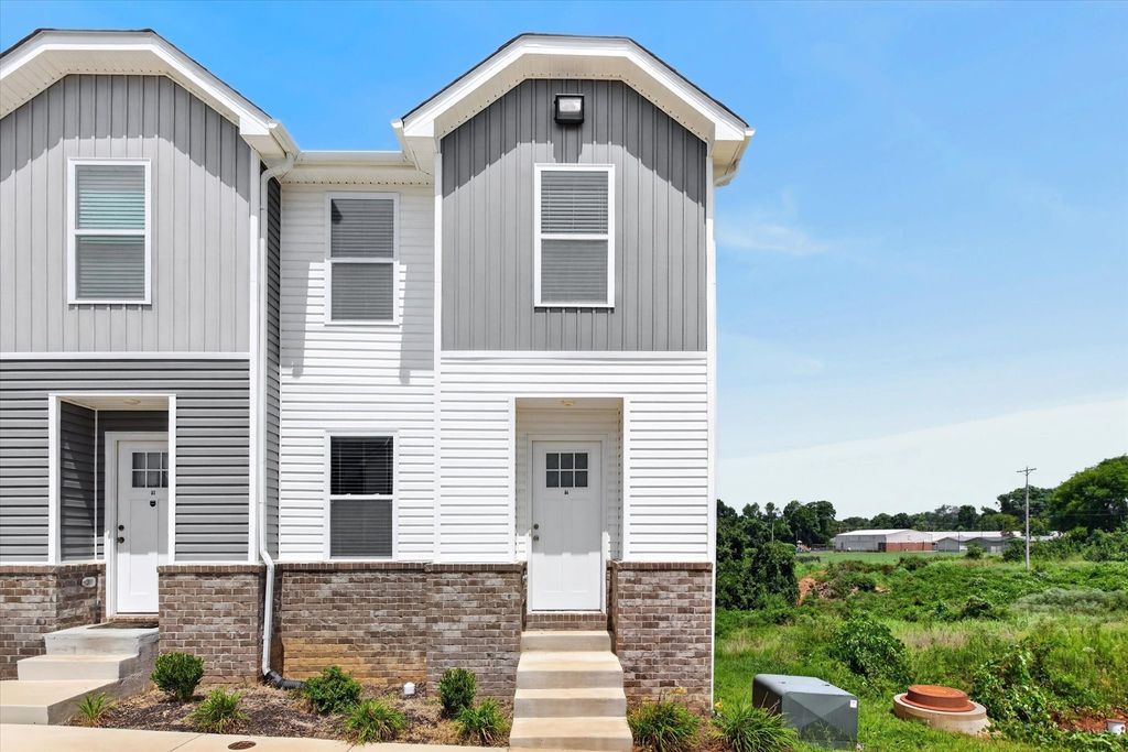 919 Martin St A4, Clarksville