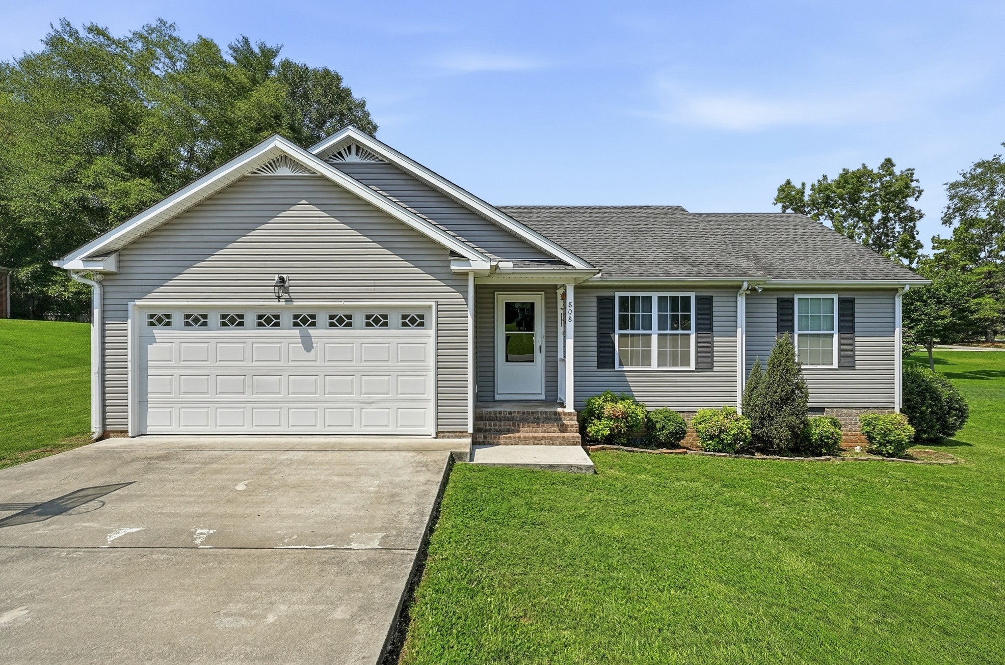 Photo of Listing #3514168