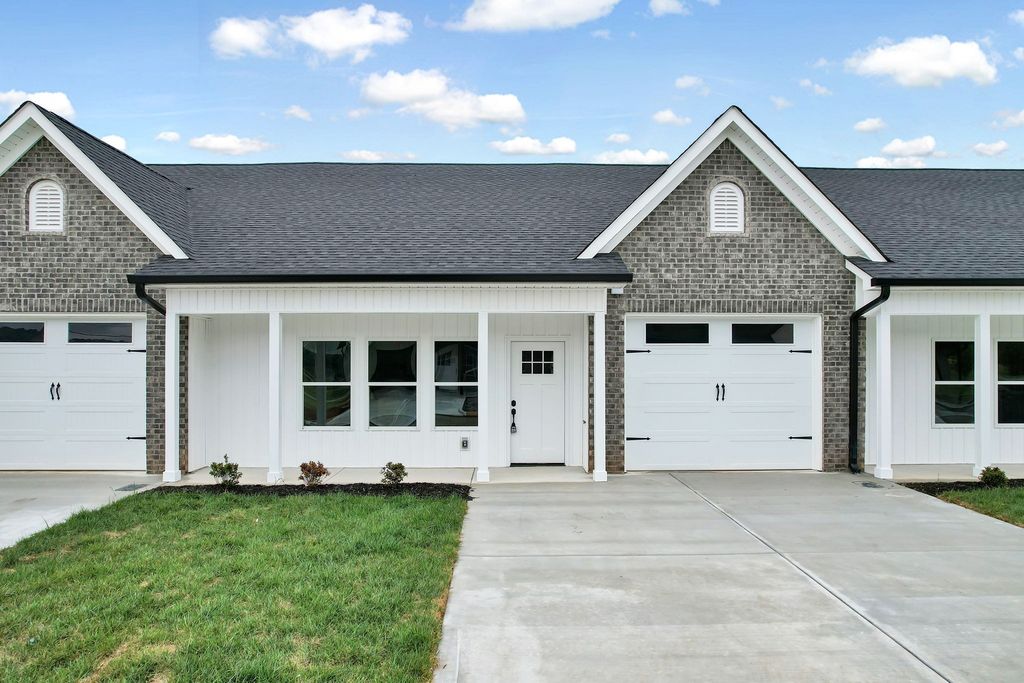 1080 Congress Parkway N B, Athens