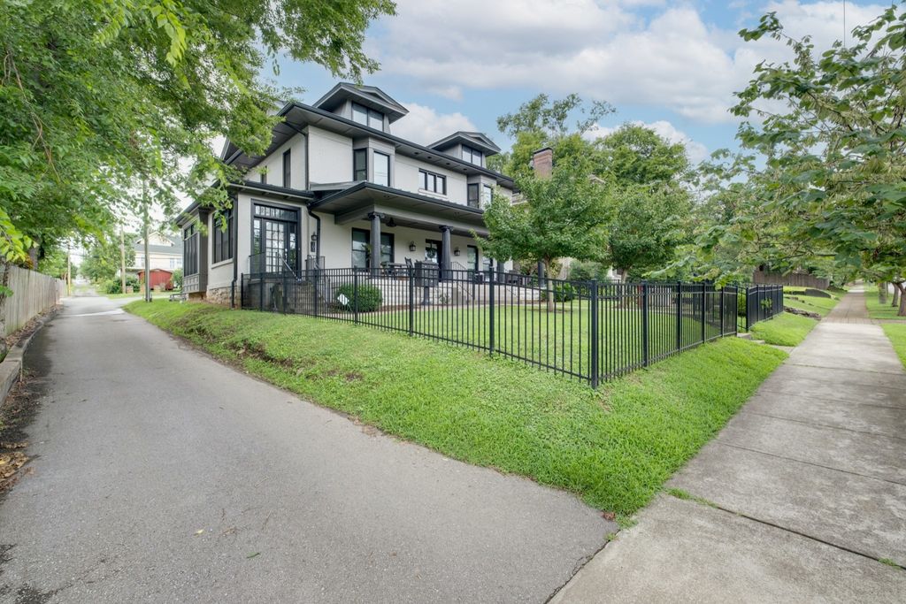 1707 Blair Blvd 202, Nashville