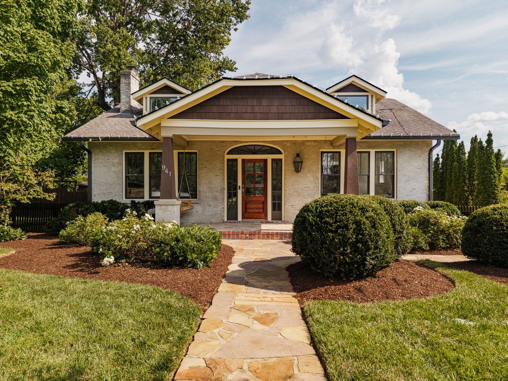 941 Inverness Ave, Nashville