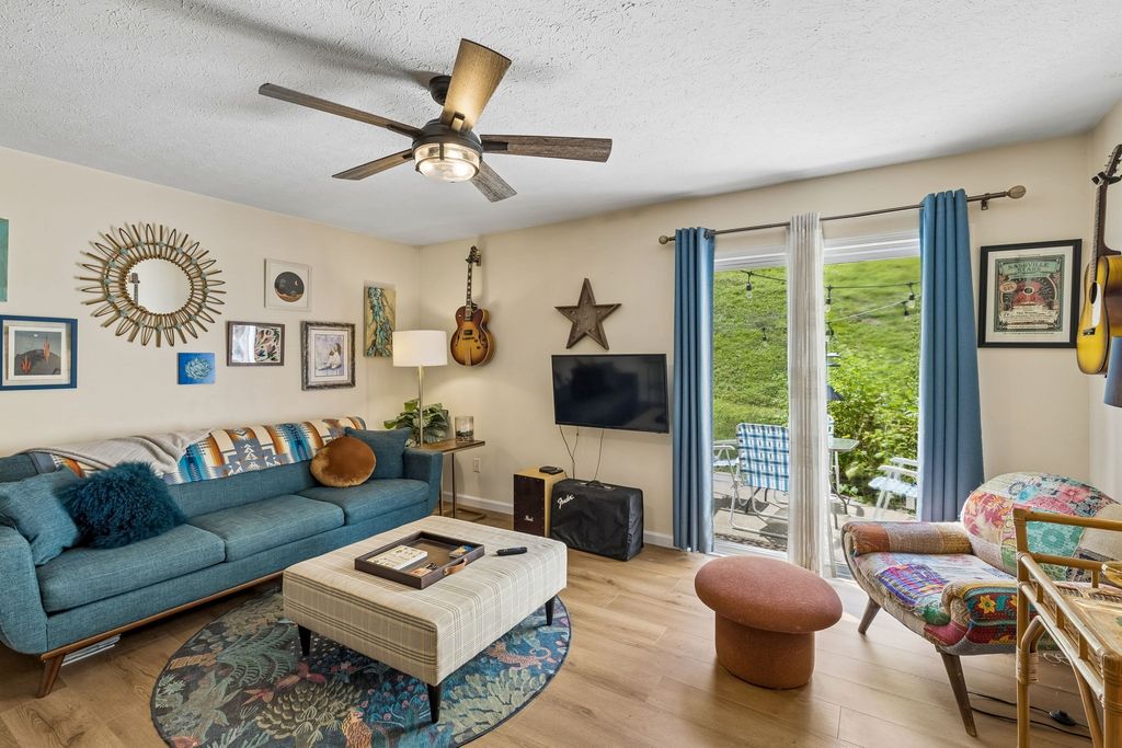 522 Shadow Glen Dr, Nashville