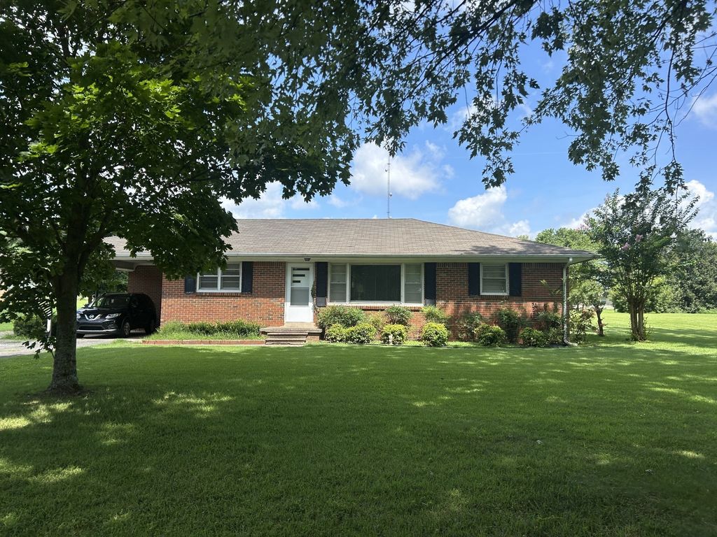 2629 Highway 43 S, Leoma