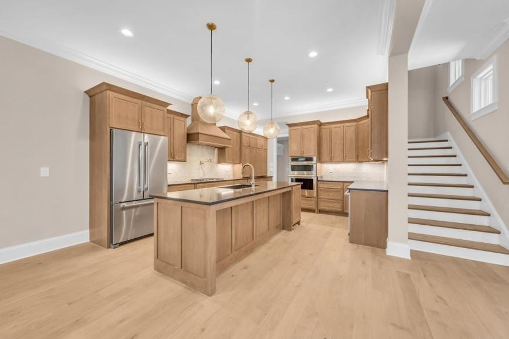 317 Flag Court, Gallatin