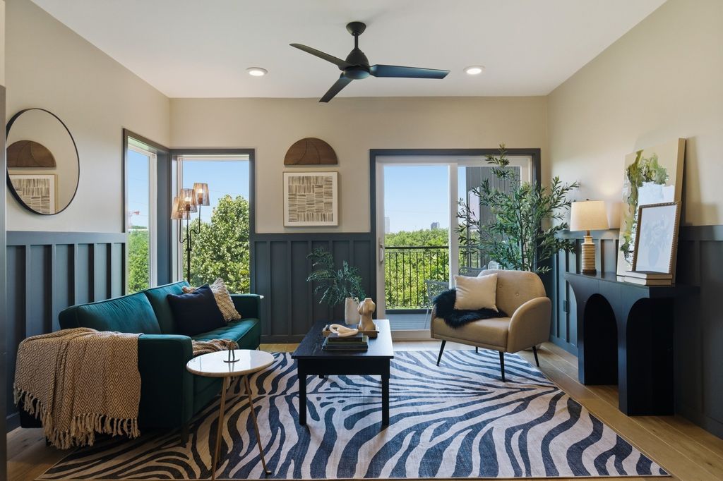 400 Herron Dr 102, Nashville