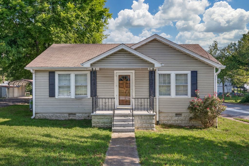 405 Swanson Blvd, Fayetteville