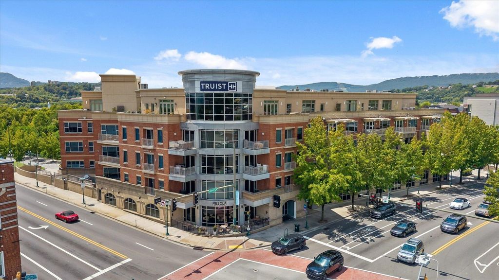 4 Cherokee Boulevard 321, Chattanooga