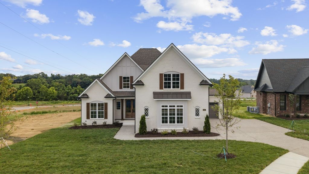 804 Brookdale Ct 136, Lebanon
