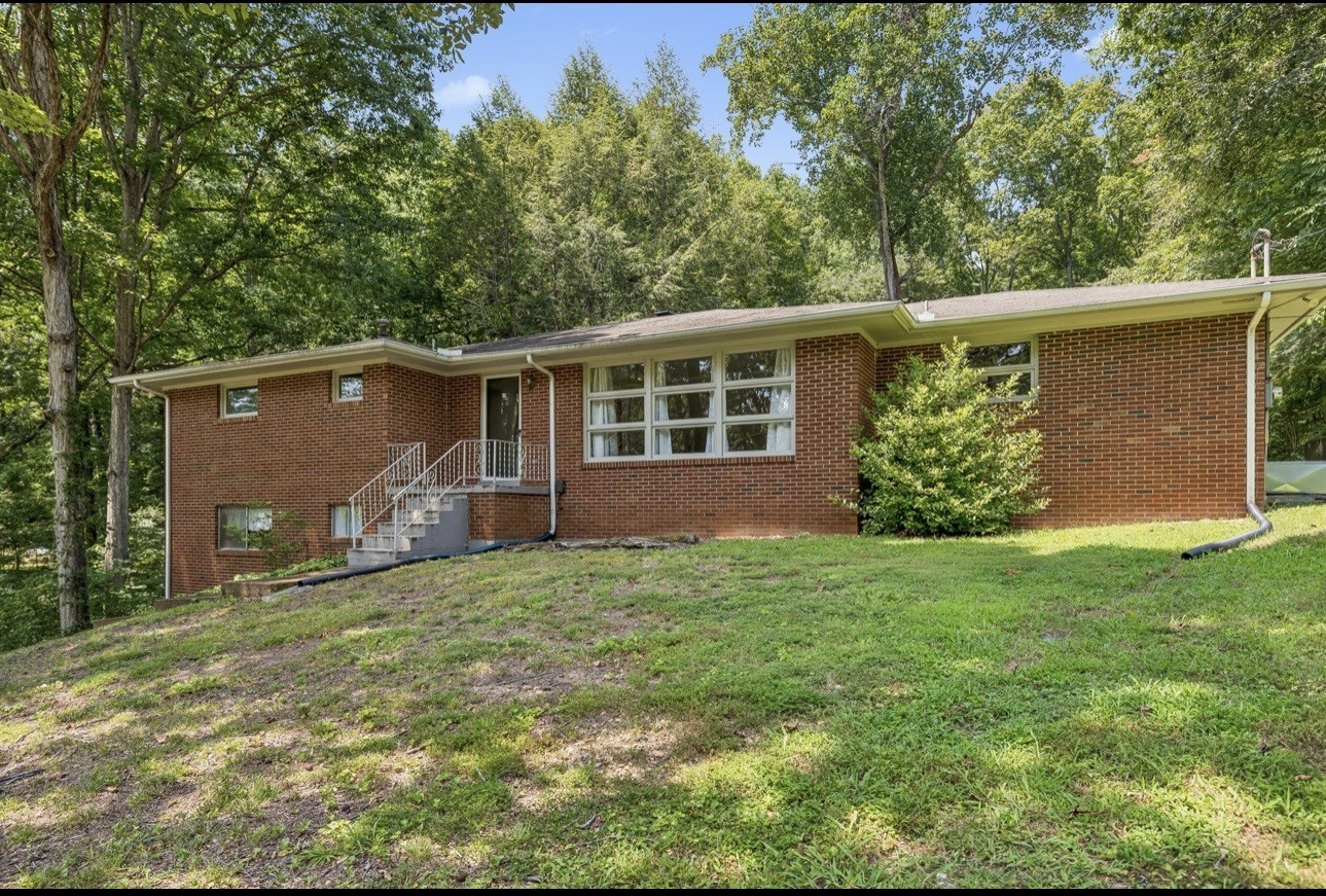 Photo for MLS 3514538 in 4027 Beverly Hills Dr Pegram, TN - 37143