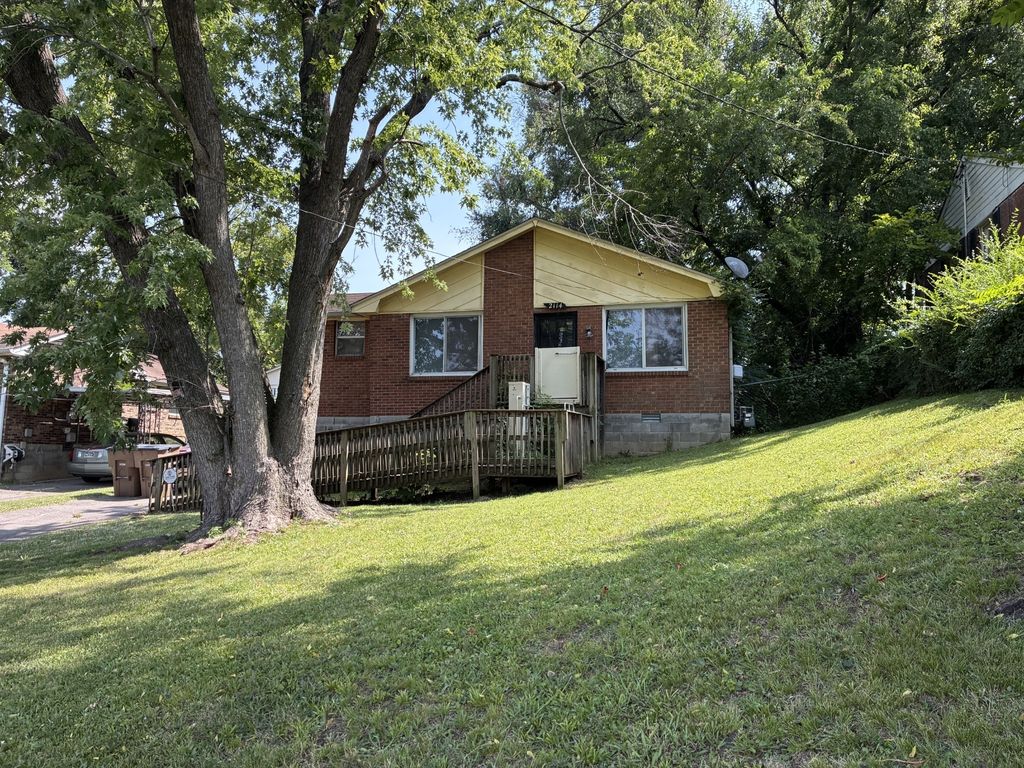 2114 15th Ave N, Nashville