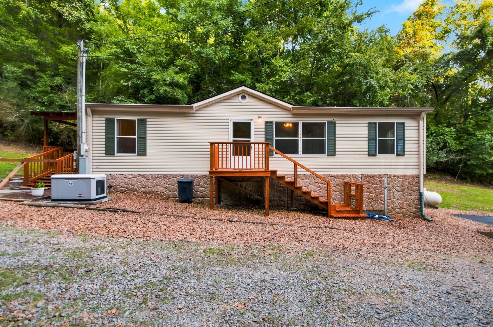 Photo of Listing #3514561