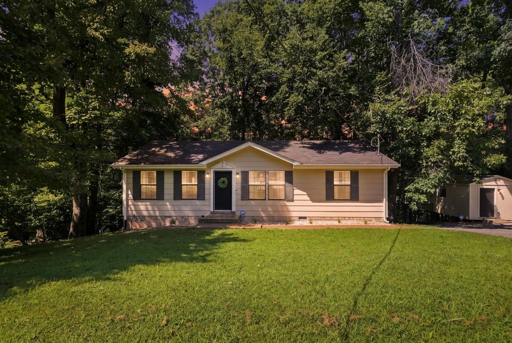 1211 Winding Way Dr, White House