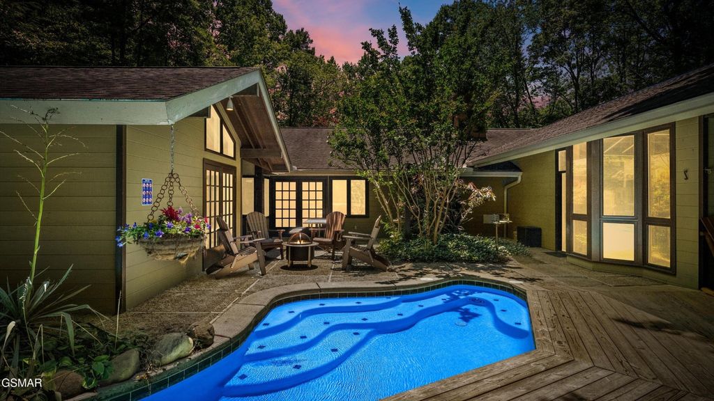 1115 Old Cartertown Road, Gatlinburg