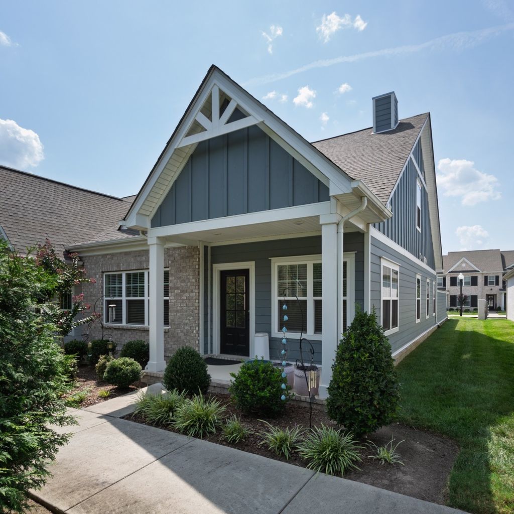 132 Kings Knoll Blvd, Gallatin