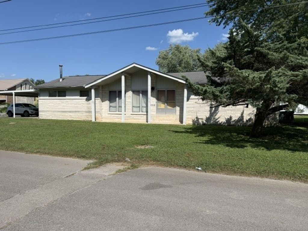 808 Third Ave, Lawrenceburg