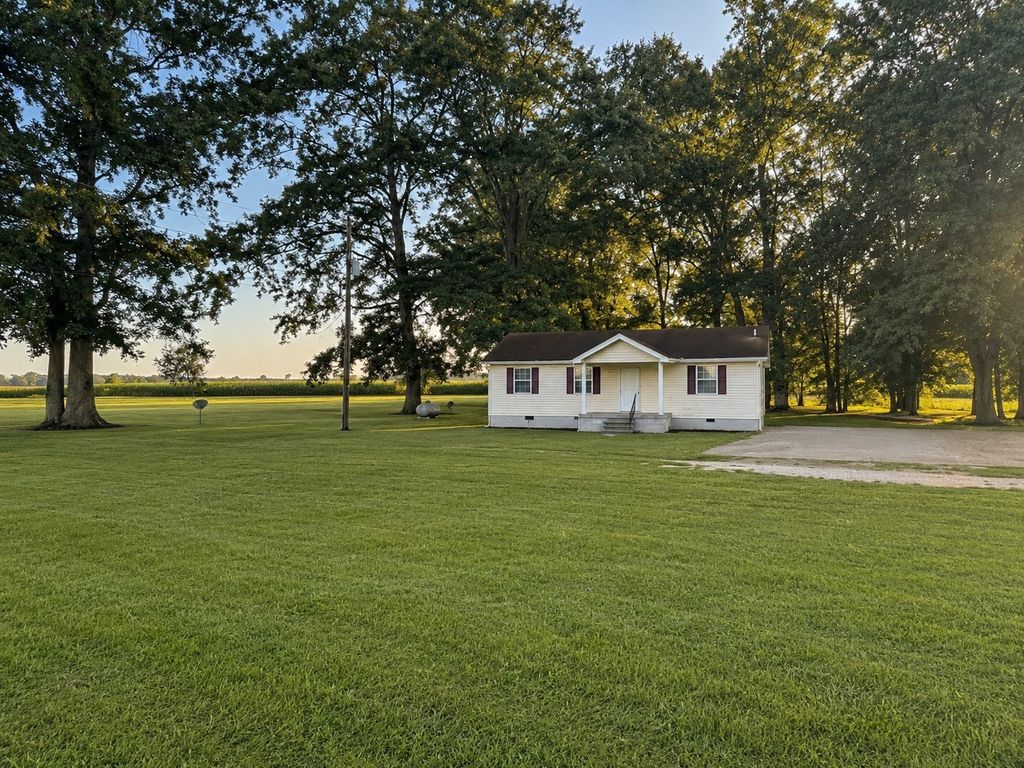 686 Johnson St, Clarksville