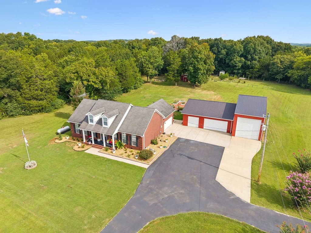 1420 S Berlin Rd, Lewisburg