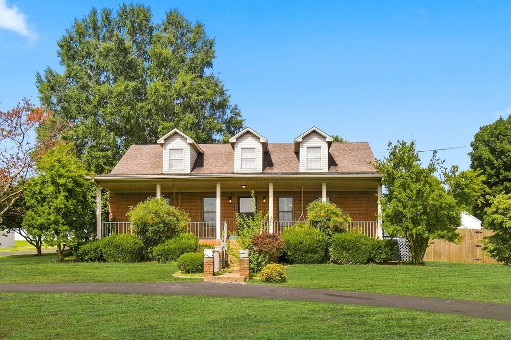 923 Adams Ave, Hopkinsville