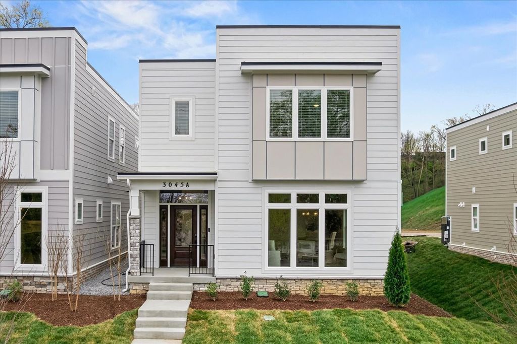 3045a Hillside Rd, Nashville