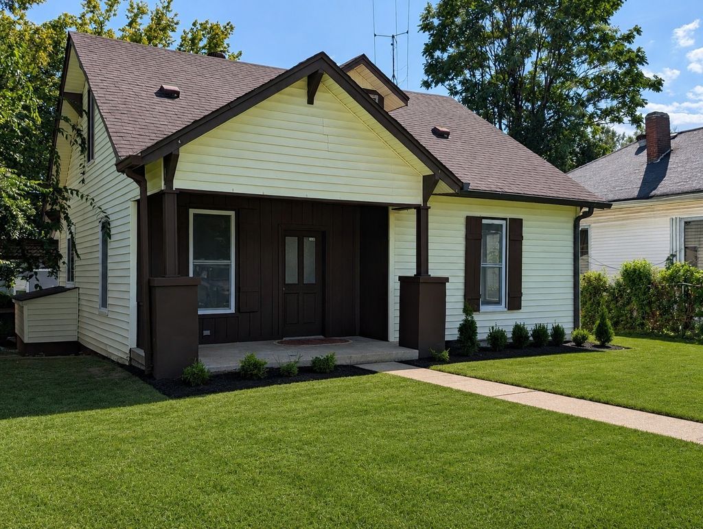 321 Leafland Ave, Nashville